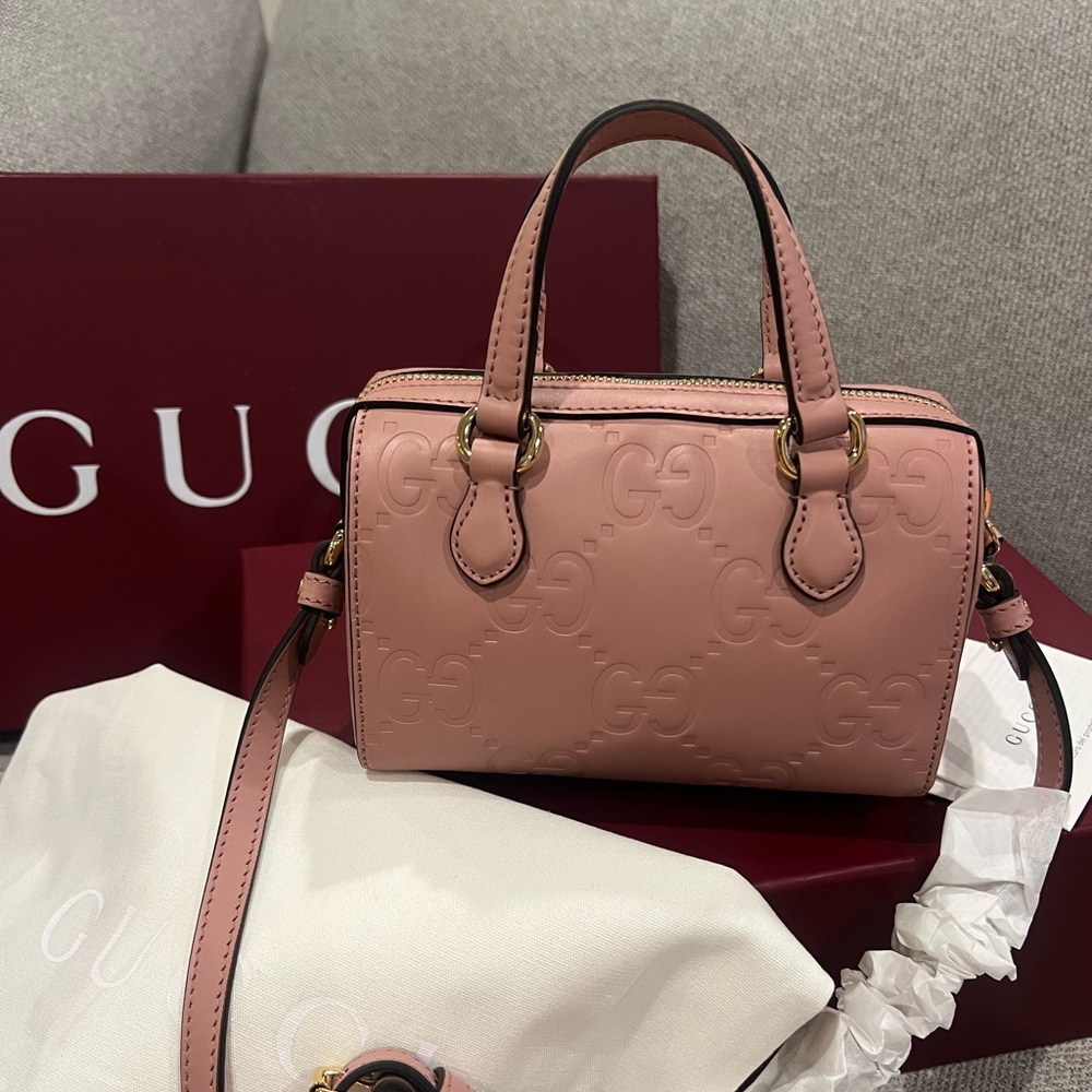 Sold not available Gucci GG Super Mini Blush Pink Leather Crossbody Bag - Picture 3 of 14